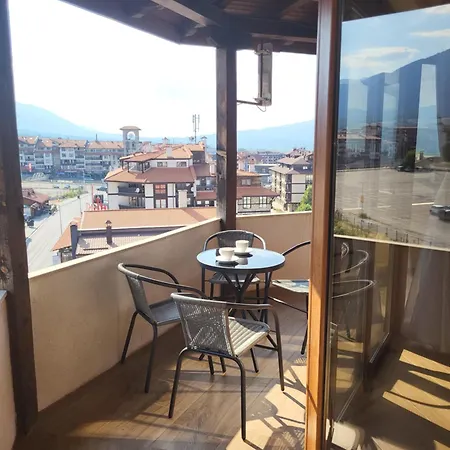 панорамен пентхаус - кабинков лифт - 3 спални Apartament