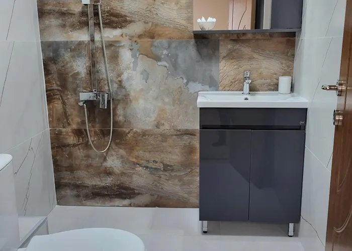 панорамен пентхаус - кабинков лифт - 3 спални Banszko