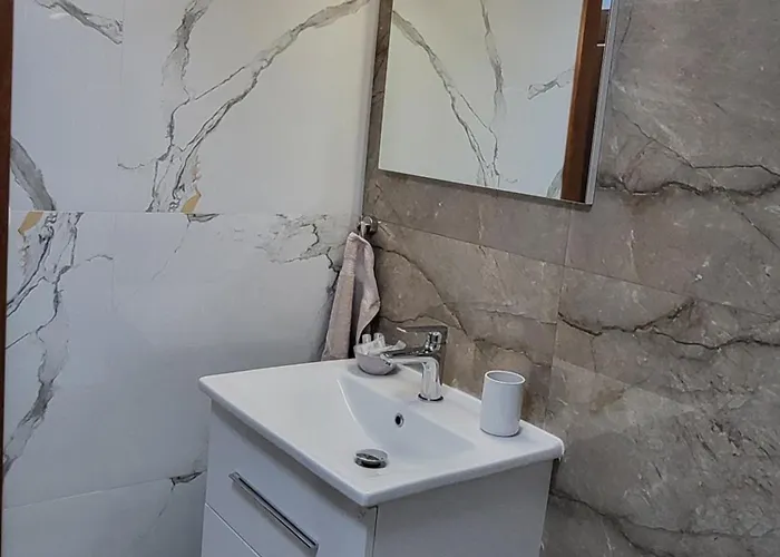 панорамен пентхаус - кабинков лифт - 3 спални *